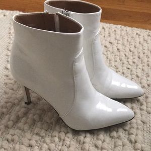 olette pointed toe bootie
